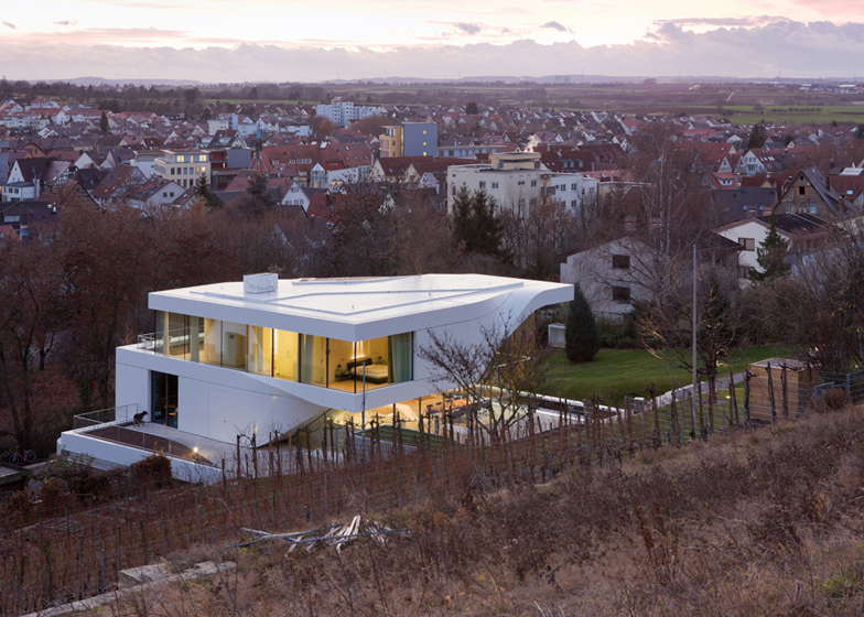 dezeen_Haus-am-Weinberg-by-UNStudio_ss_04.jpg