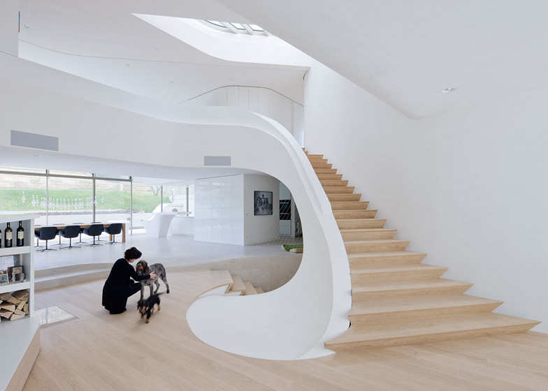 dezeen_Haus-am-Weinberg-by-UNStudio_ss_09.jpg