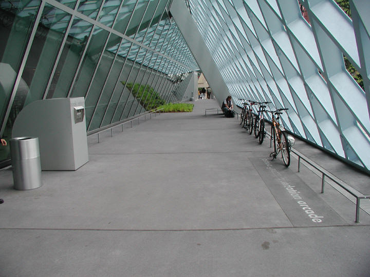 Seattle_Public_Library_Interior_14.jpg