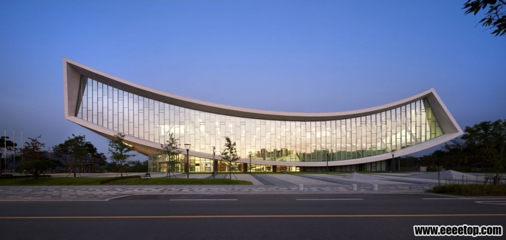 5247b60be8e44eff0200029a_national-library-of-sejong-city-samoo-architects-engine.jpg