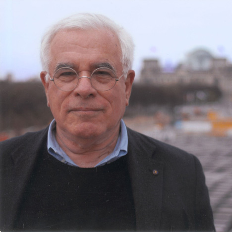 peter-eisenman_dezeen.jpg