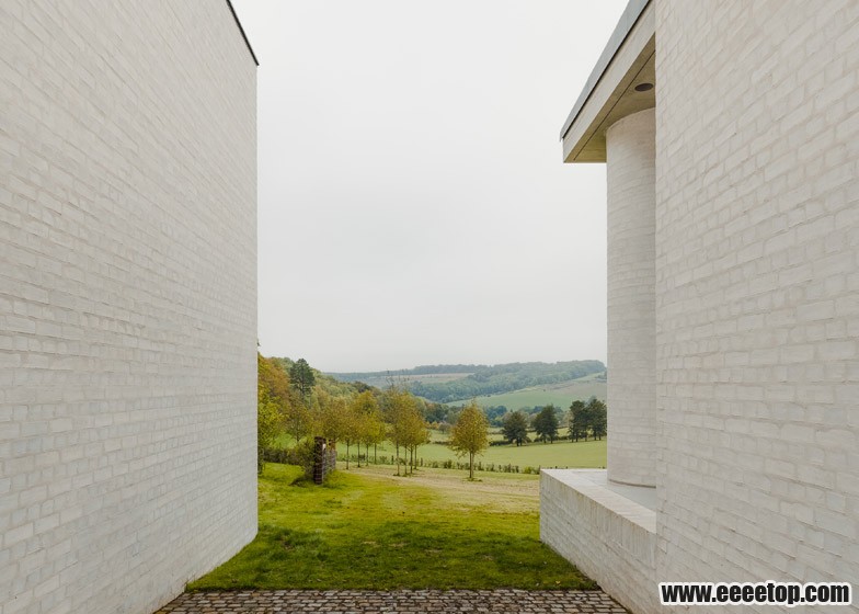 Fayland-House_David-Chipperfield_dezeen_784_0.jpg