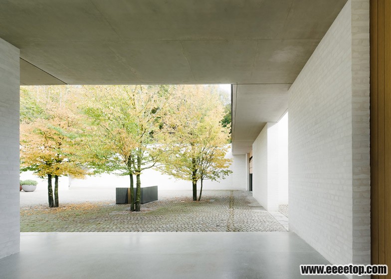 Fayland-House_David-Chipperfield_dezeen_784_5.jpg